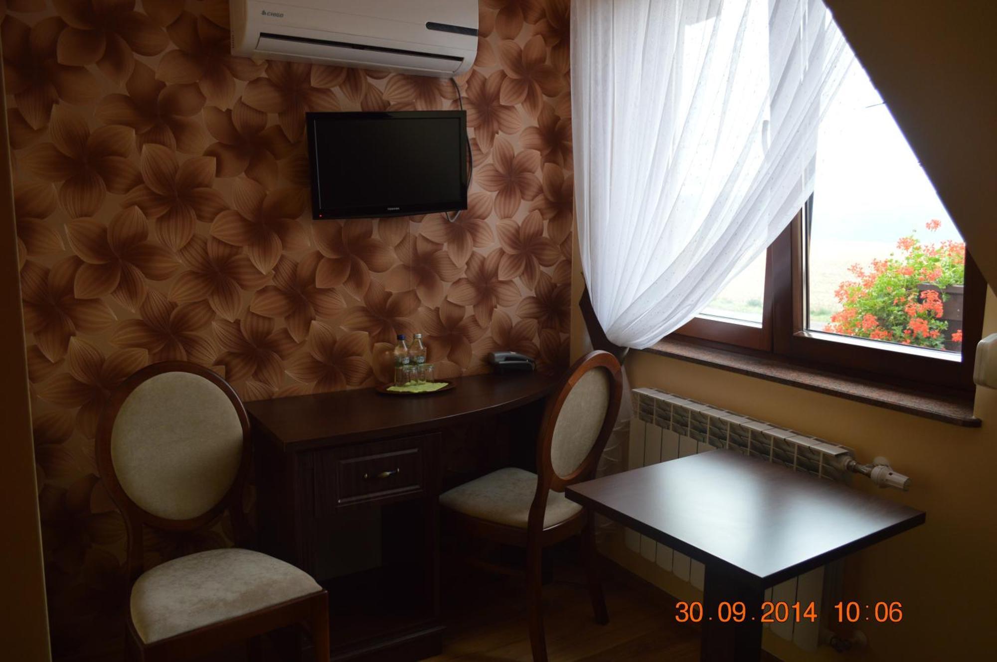 Zajazd Zlota Podkowa Wrocki Quarto foto